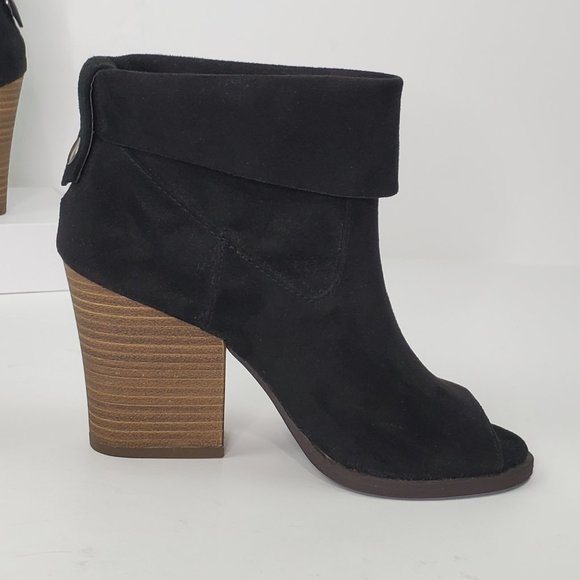POP Black Faux Suede Stacked Look Heel Shawnee Peep Toe Ankle Bootie Size 5M - Picture 5 of 12